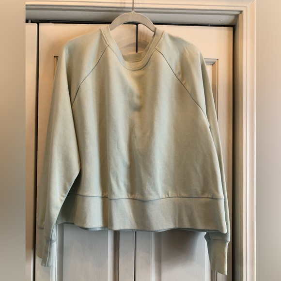 All in Motion mint green French Terry slightly cropped sweatshirt. - Picture 1 of 4
